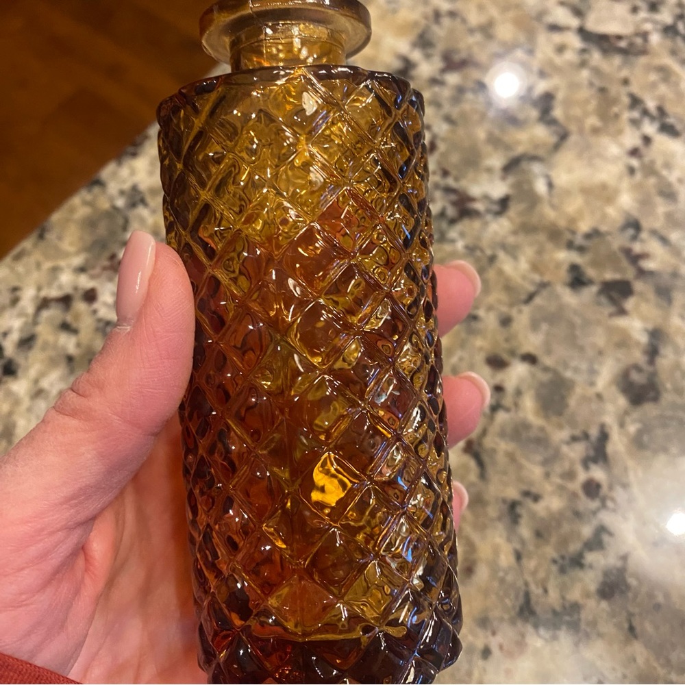 Set of 4 Amber Color Vintage Design Glass Mini Vases - Picture 4 of 6